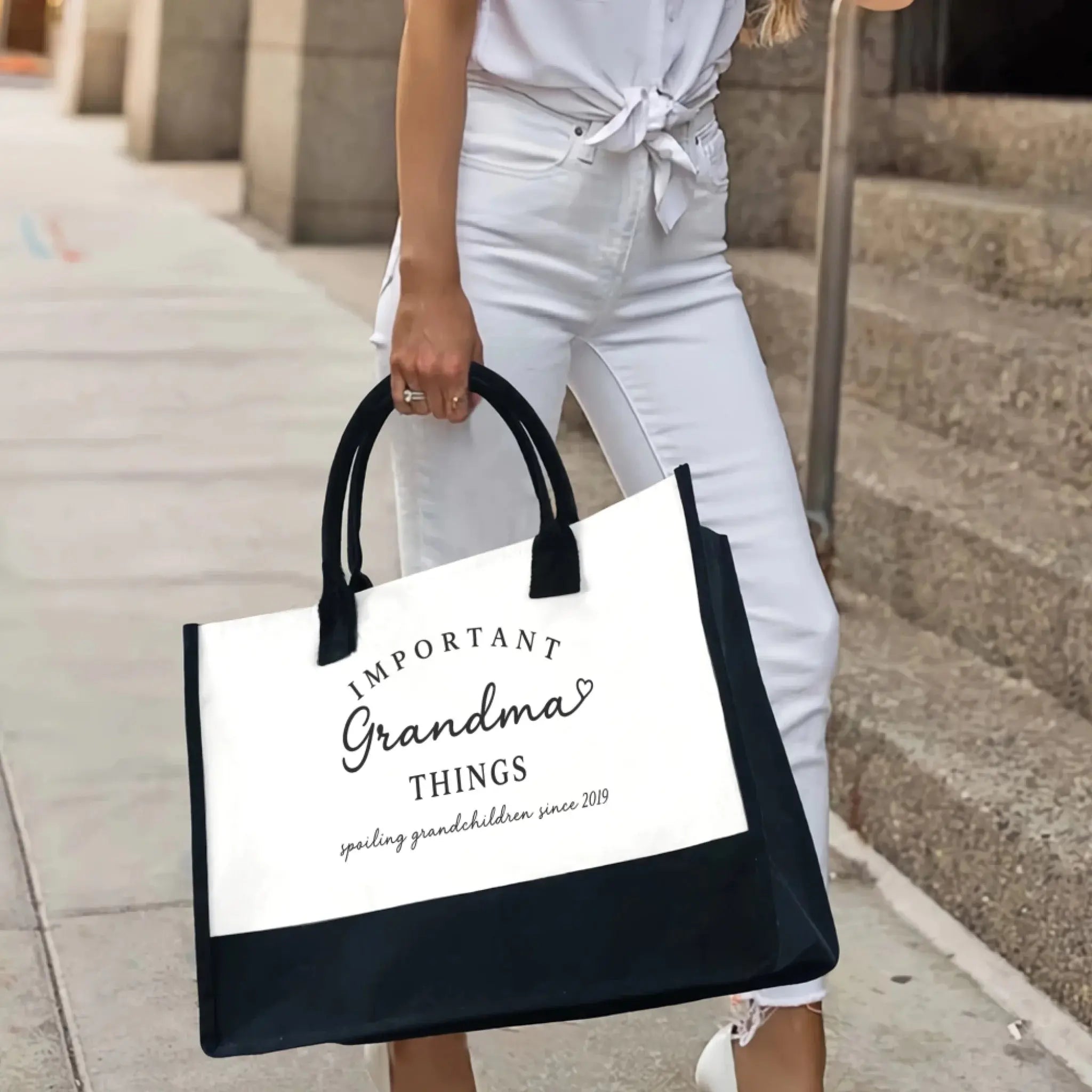 Important Grandma Things Inside – Personalized Canvas Tote Bag, Thoughtful Gift for Grandmother, Perfect for Babysitting, Travel, and Grocery Days 2