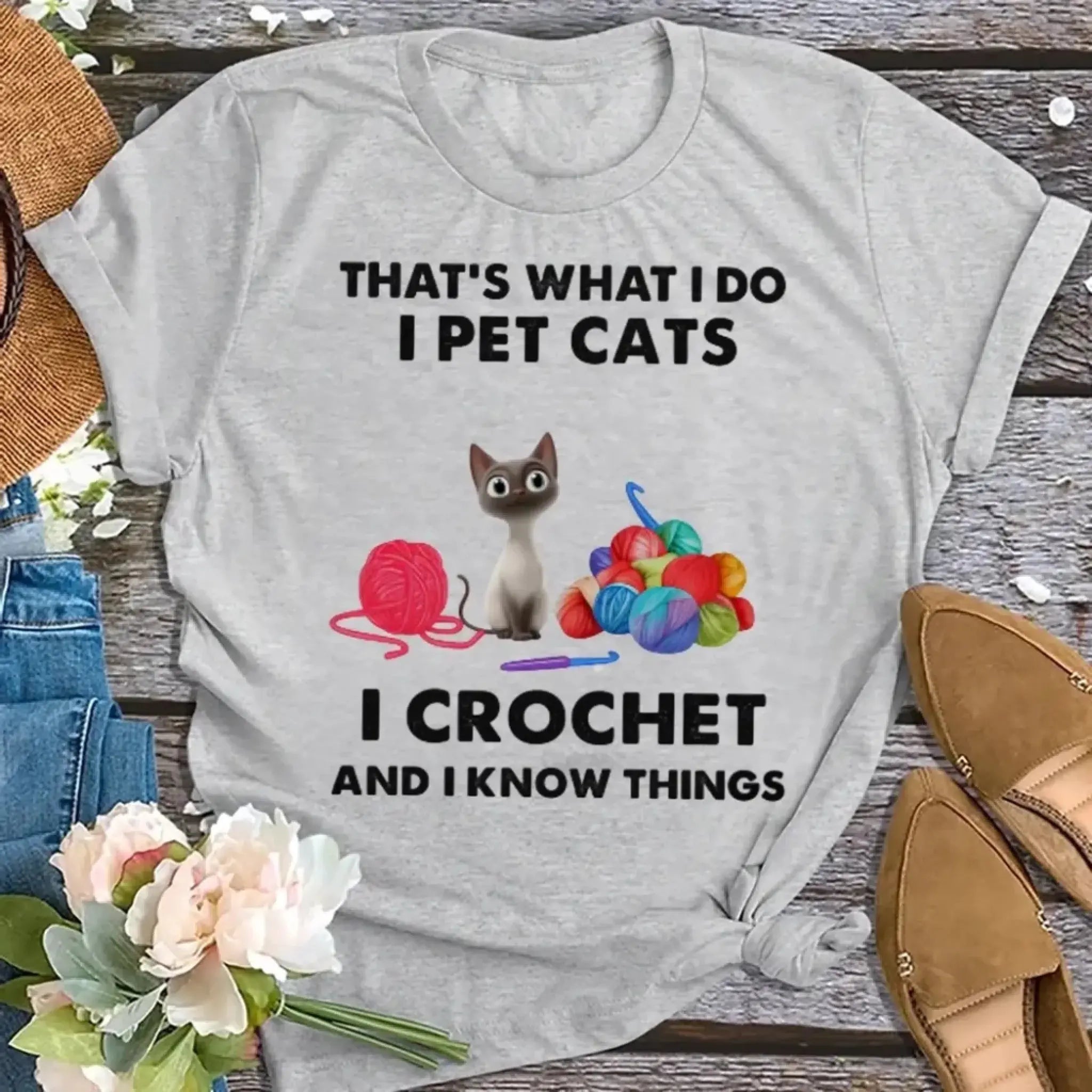 4. Funny Crochet Cat Lover T-Shirt – That's What I Do I Pet Cats and I Crochet Shirt, Gift for Women and Cat Moms