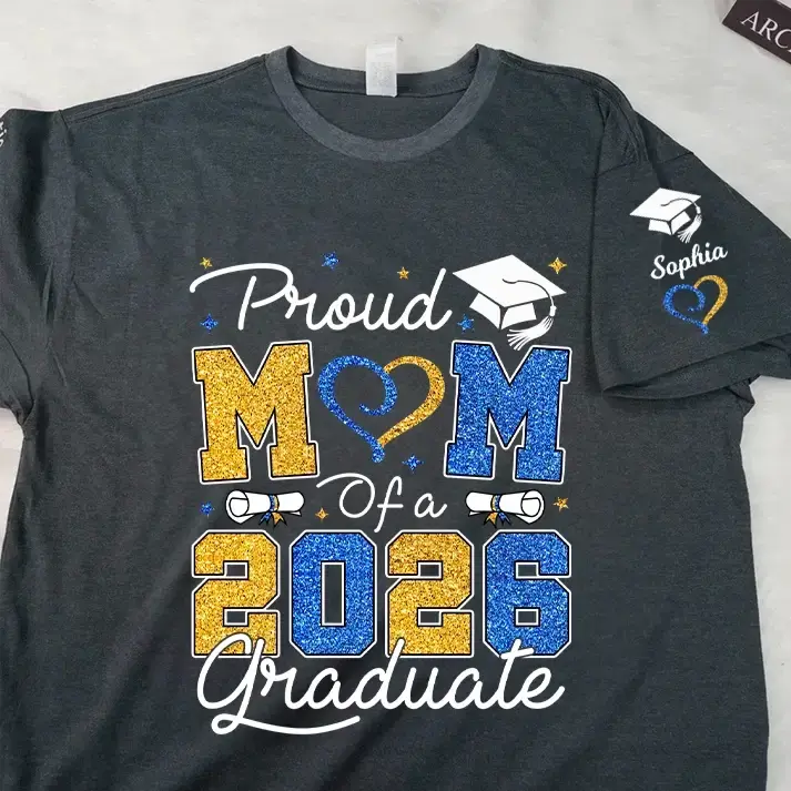 Proud Mom 2026 Graduate Shirt - Personalized Gift Tee for Mom Duconspace