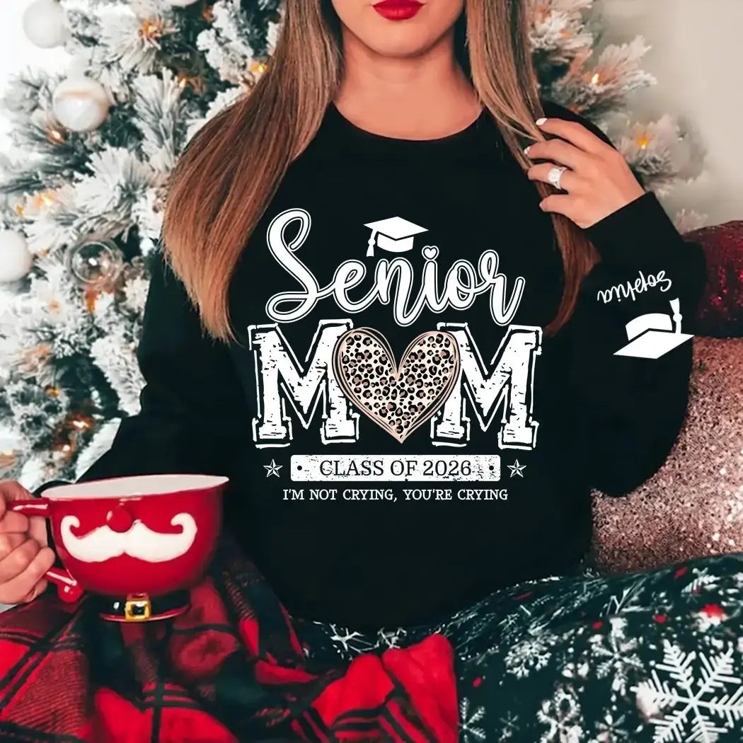 Senior Mom Class of 2026 – Proud Graduation Mom T-shirt Gift - Duconspace