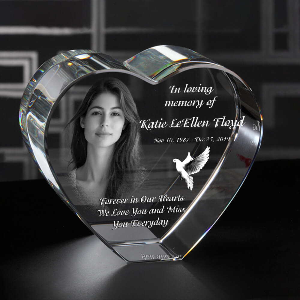 Unique Personalized Memorial 3D Engraved Crystal | 3D Etching
